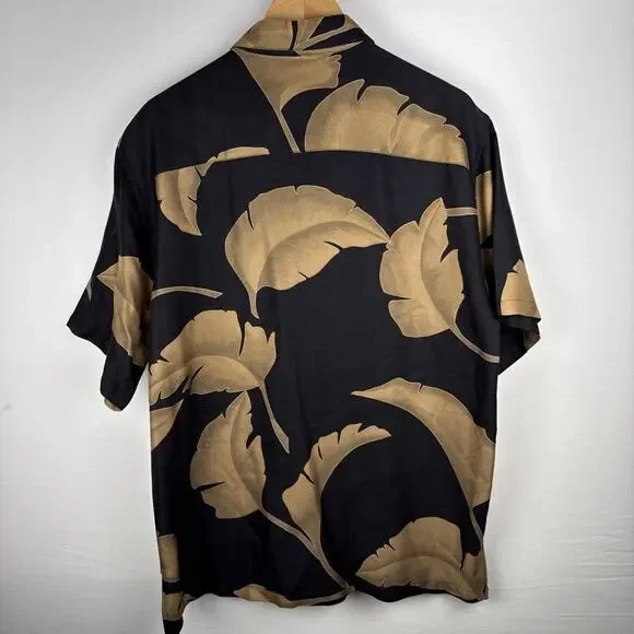 Tori Richard Men Tropical Leaf Print Silk Hawaiian Shirt Size M Black Tan Resort - Picture 5 of 5